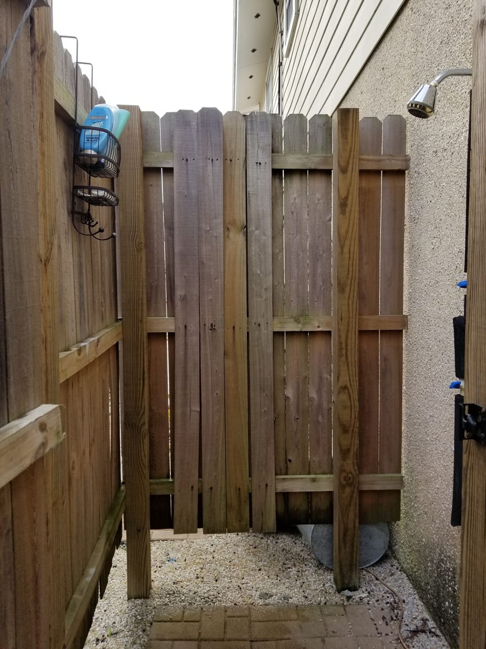 Outdoor Shower with Hot and Cold Water 