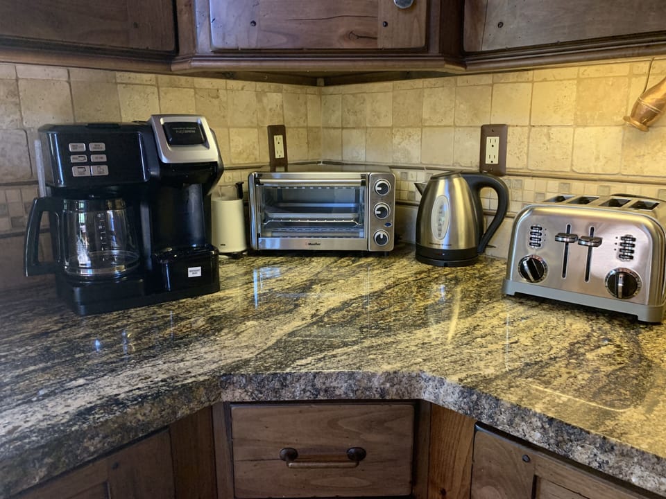 Coffeemaker, toaster and toaster oven