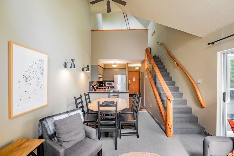 Property #309: Open floor plan