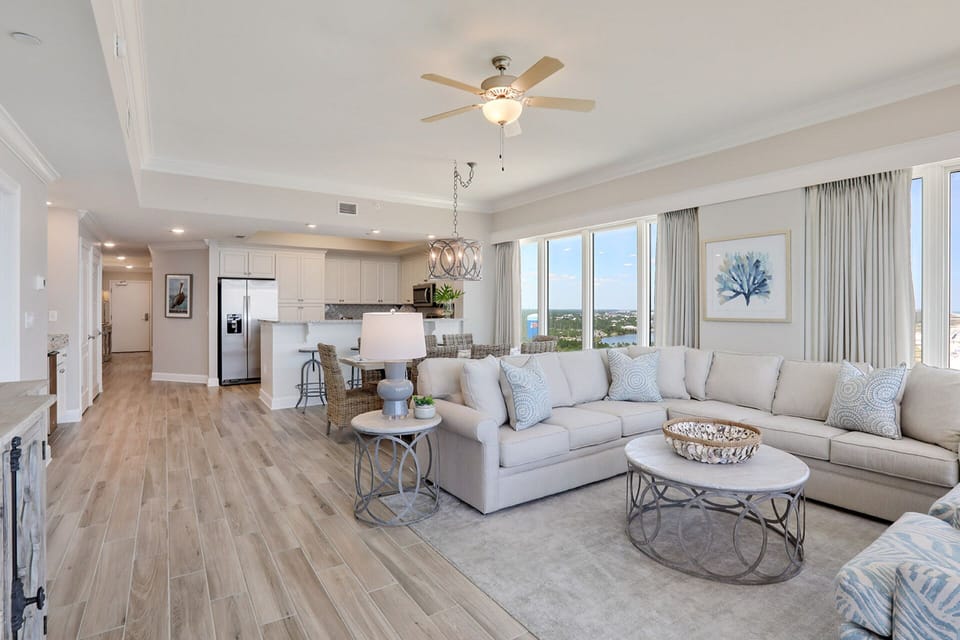 Phoenix Orange Beach 1606 Living room