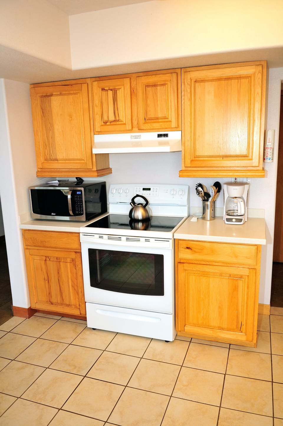 Kitchen East Wall