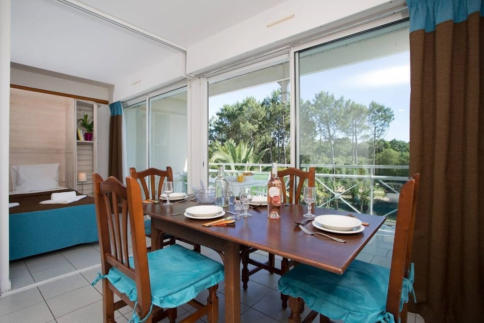 Welcome to your cozy and bright 1 bedroom apartment on the golf course!