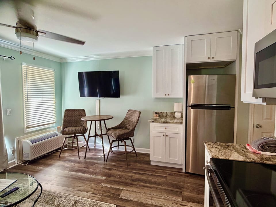 Living room - 55" smart tv