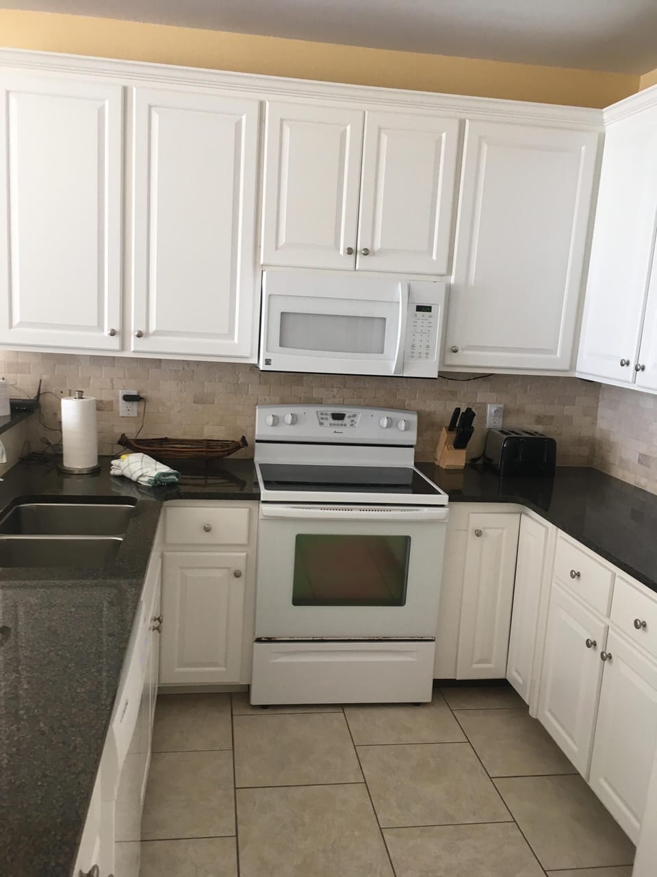 Fully Stocked Kitchen