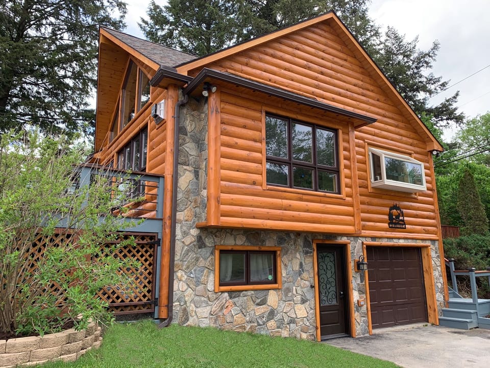 Granite rock facing