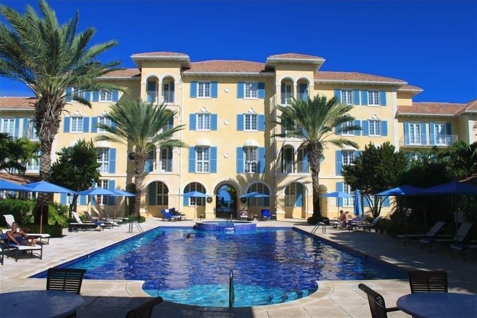 Suite Margarita - The courtyard of the Villa Renaissance