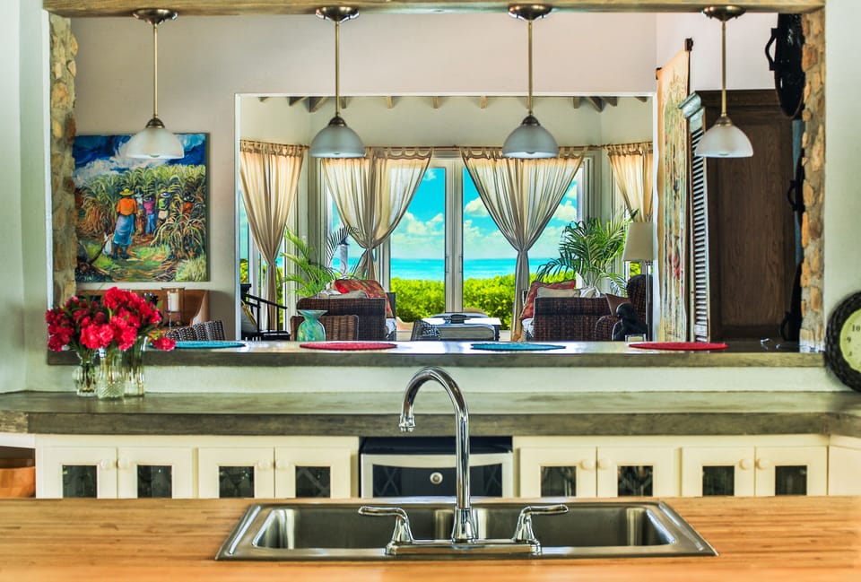 Kitchen bar
