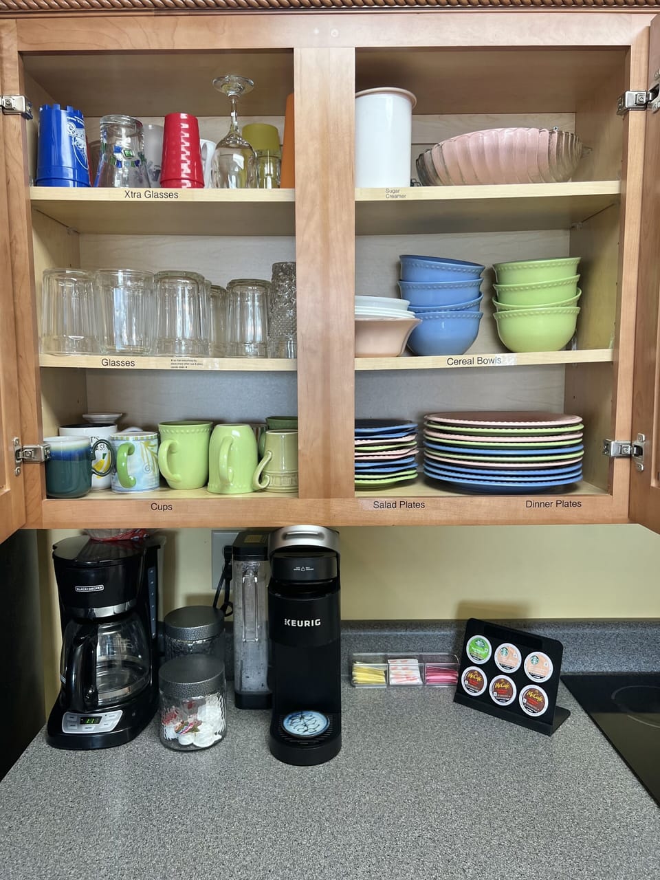 Fully stocked kitchen !