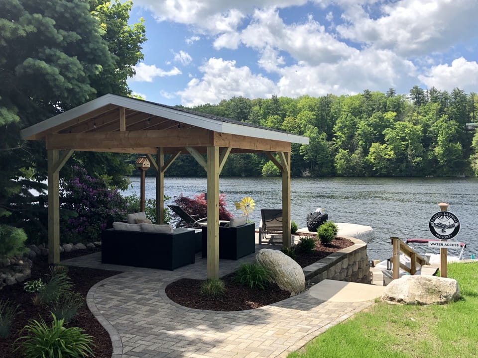 Waterfront pavilion