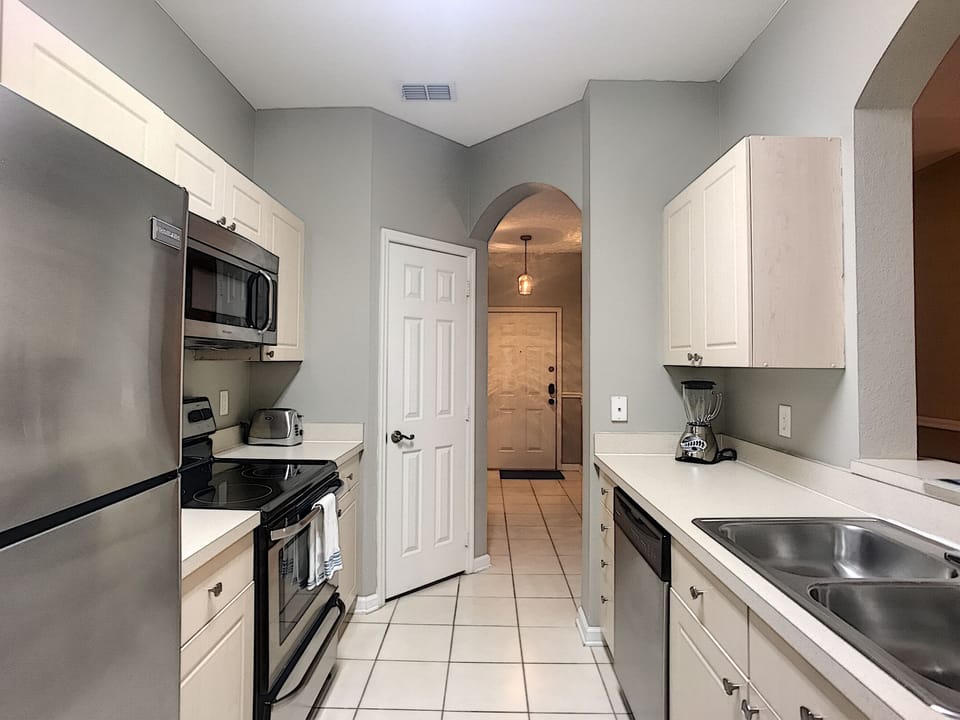 Fully stocked kitchen 