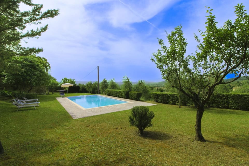 Grass, House, Home, Rural Area, Cottage, Farmhouse, Estate, Meadow, Lawn, Landscaping
