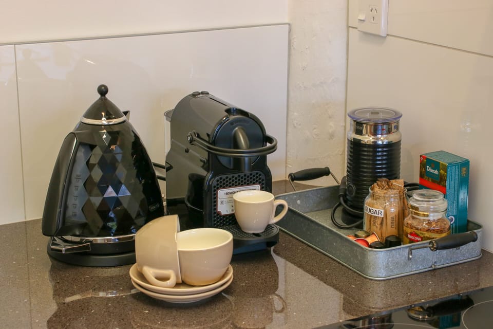 Tea & coffee supplied
