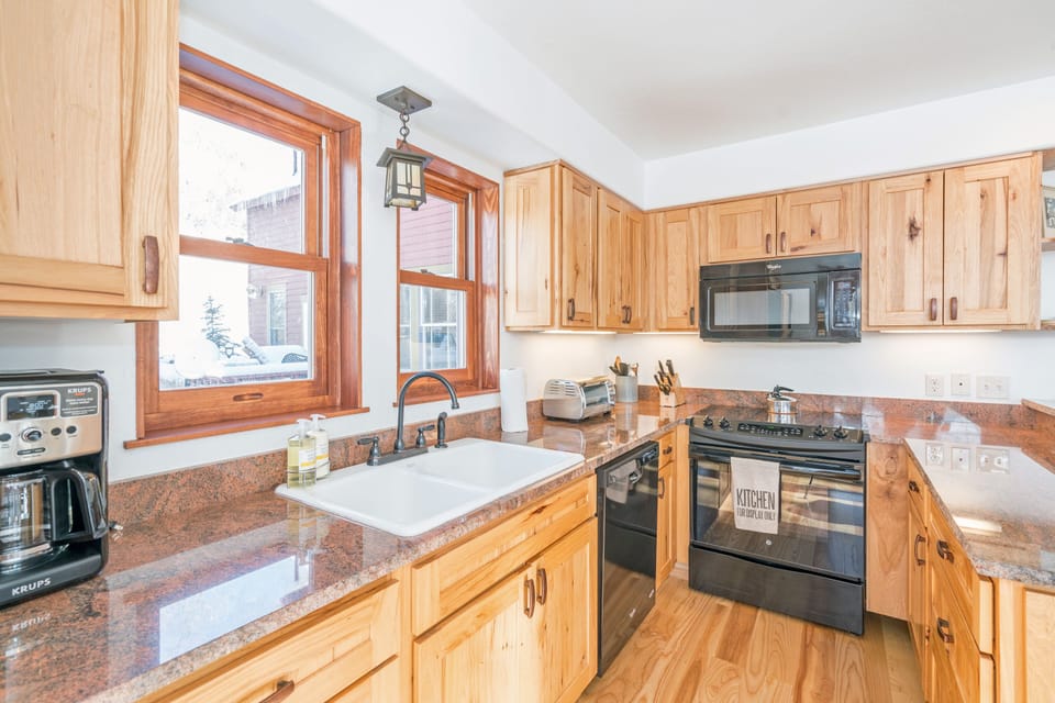 Bright, open, well-appointed kitchen