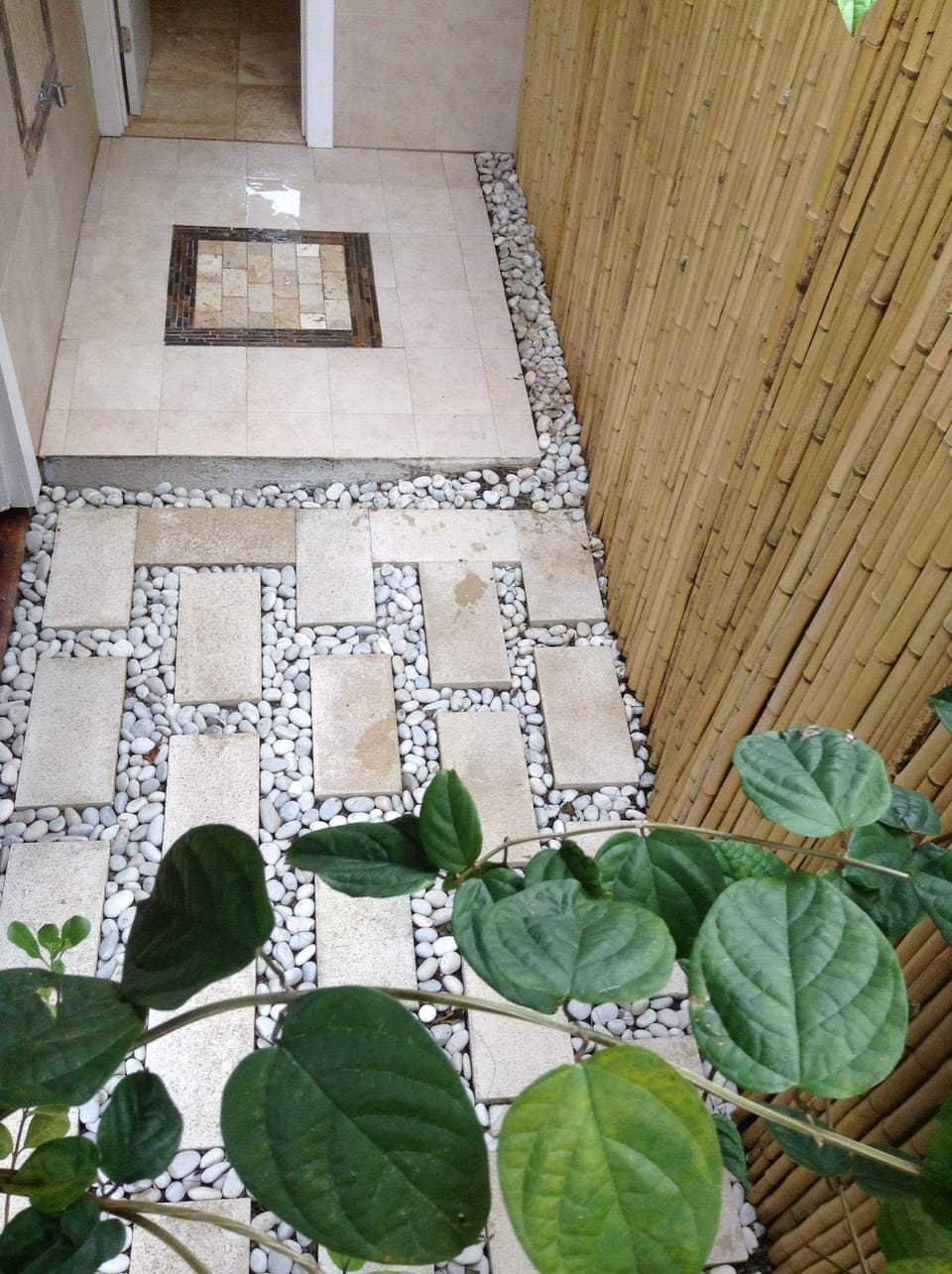 outdoor shower 