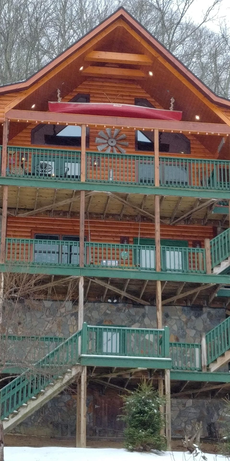 RELAX IN ANY OF THE OUR DECKS WATCHING NATURE AND THE RIVER