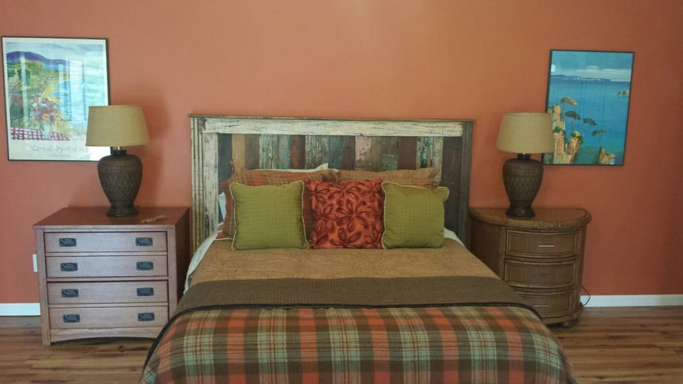 Charming barn-wood Queen Bed with top-of-the-line mattress