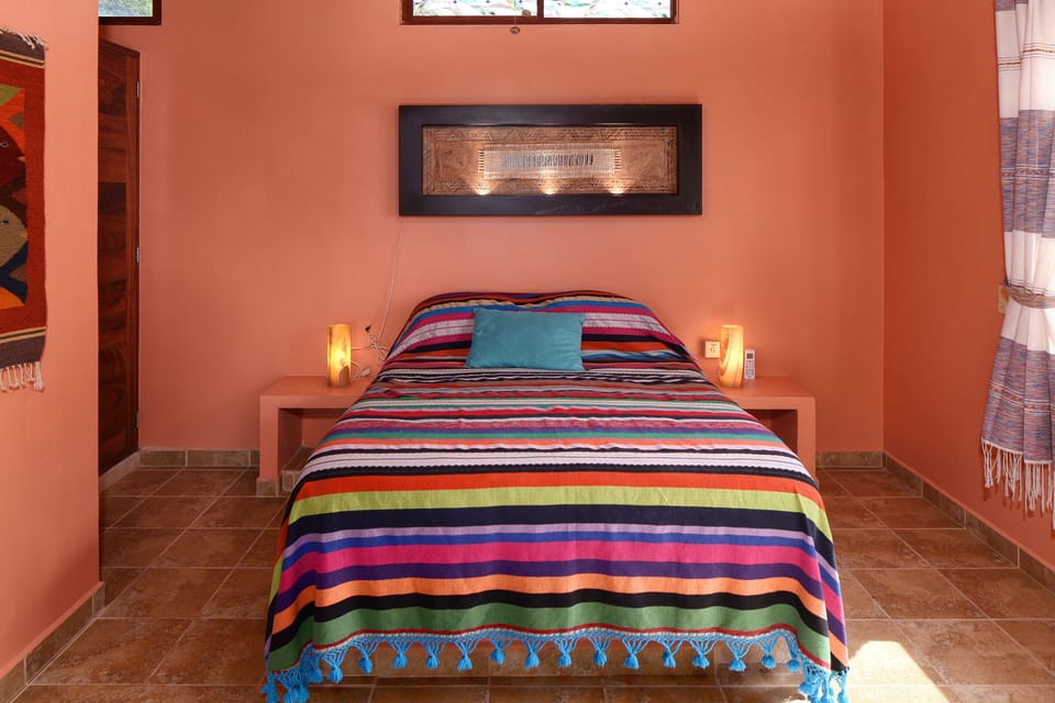 La Estrella - bedroom (air conditioned)