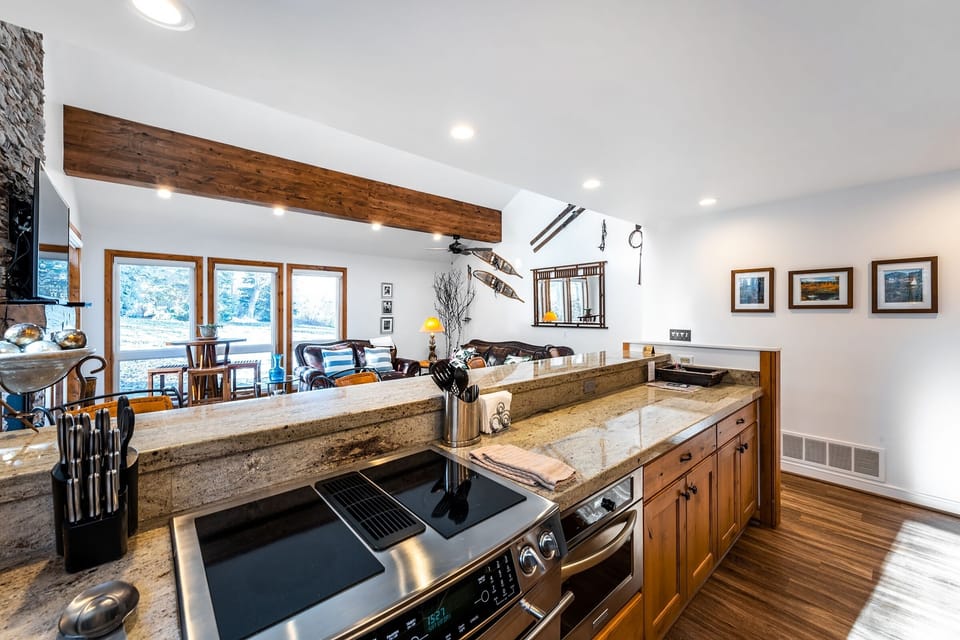 Park City Resort Lodging-Three Kings 93