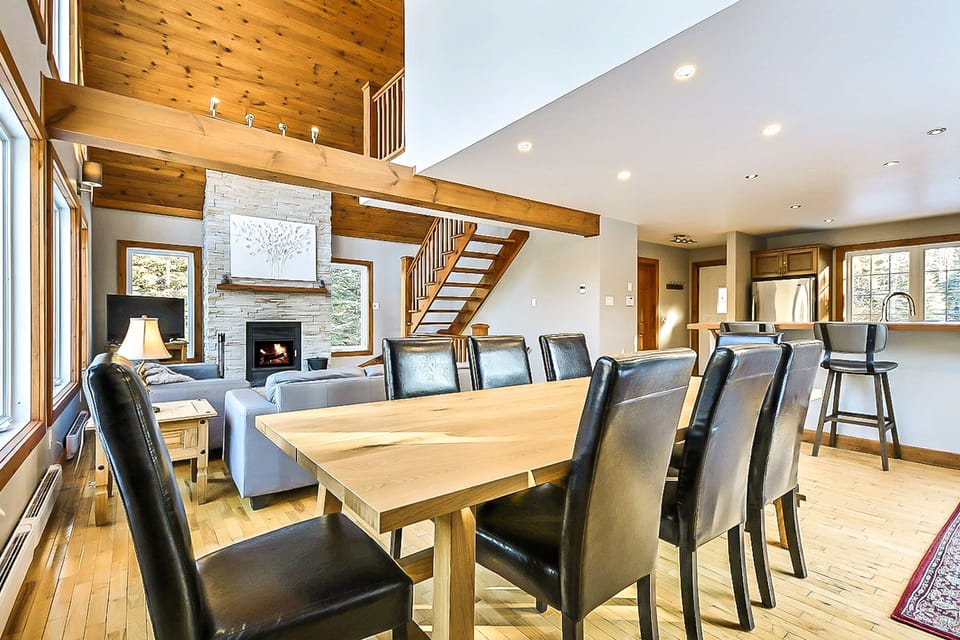 Dining room area