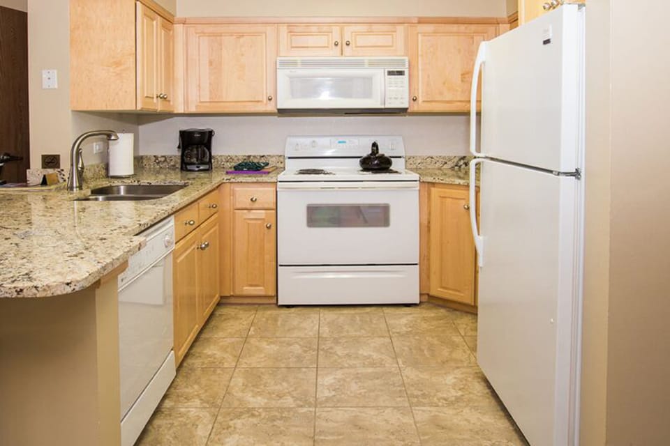 ParkCityResortLodging-ResortPlaza5040