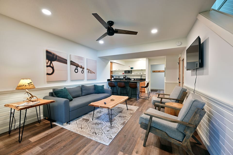Open floor plan living/dining/kitchen area