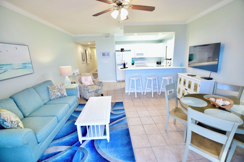 Destin West Gulfside #607: Living Room