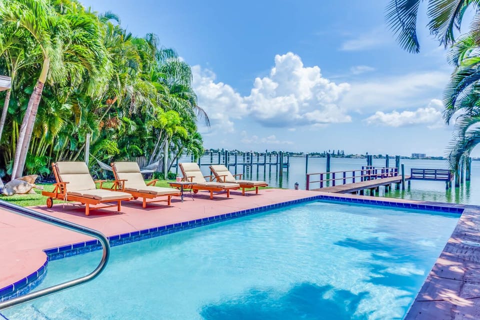 Pool area