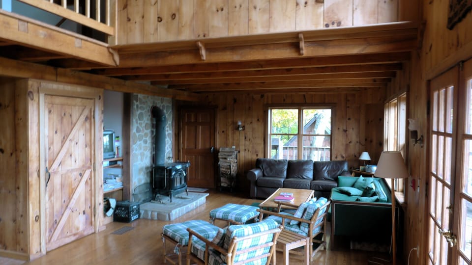 Spacious Living Room, Recreational Room, Game Room & Den.  4 Floors.  Spacious!