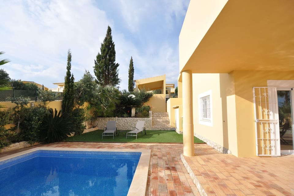 Holiday Home Swimming Pool