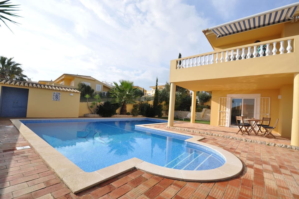 Holiday Home Swimming Pool