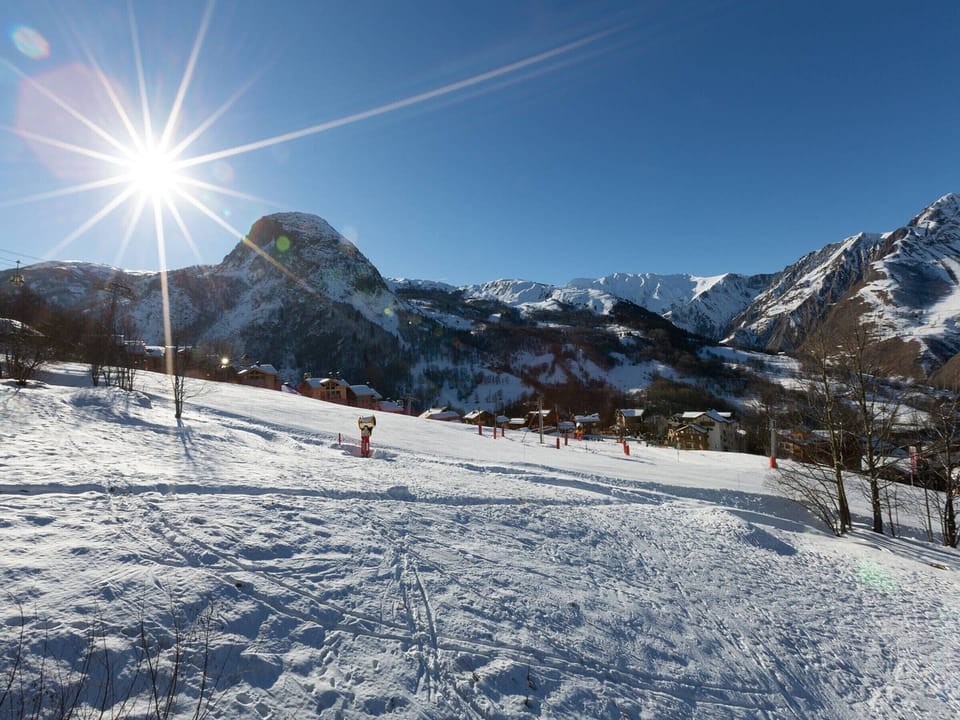 Snow and ski sports
