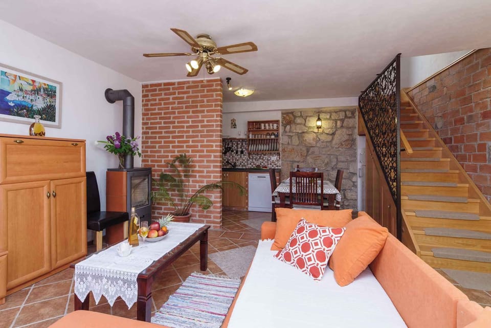 living/bedroom