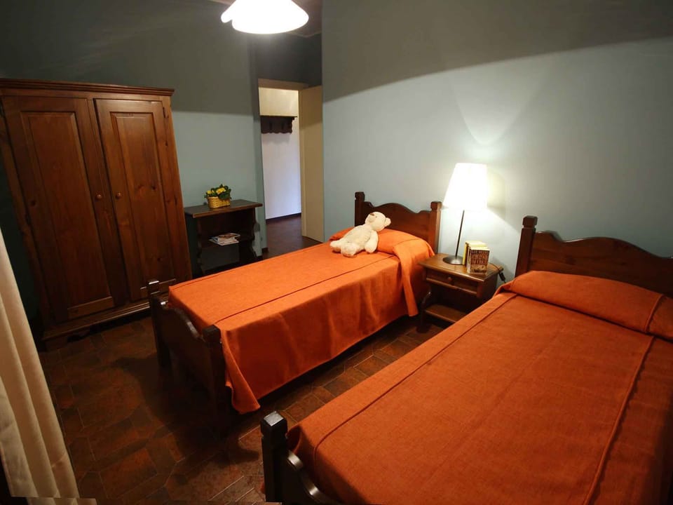bedroom (example)