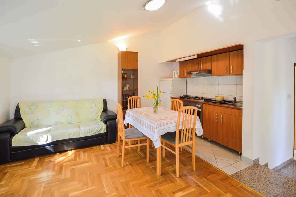 living/bedroom