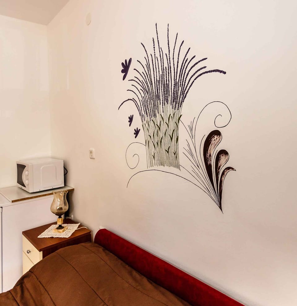 living/bedroom