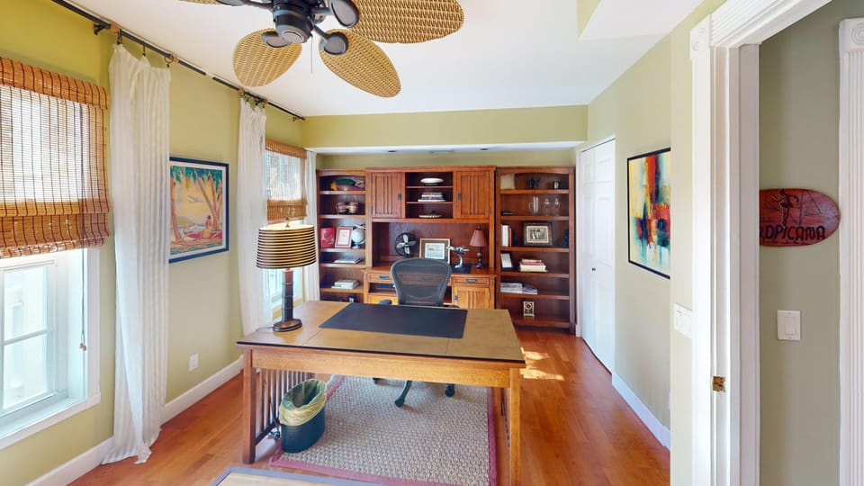 Second floor office with balcony