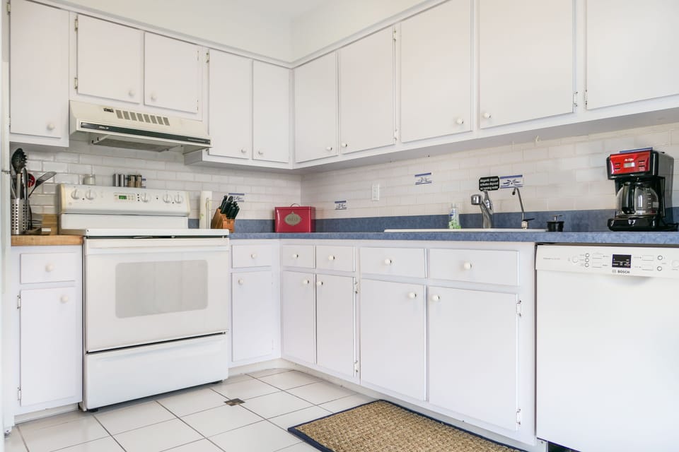 2nd floor main kitchen 