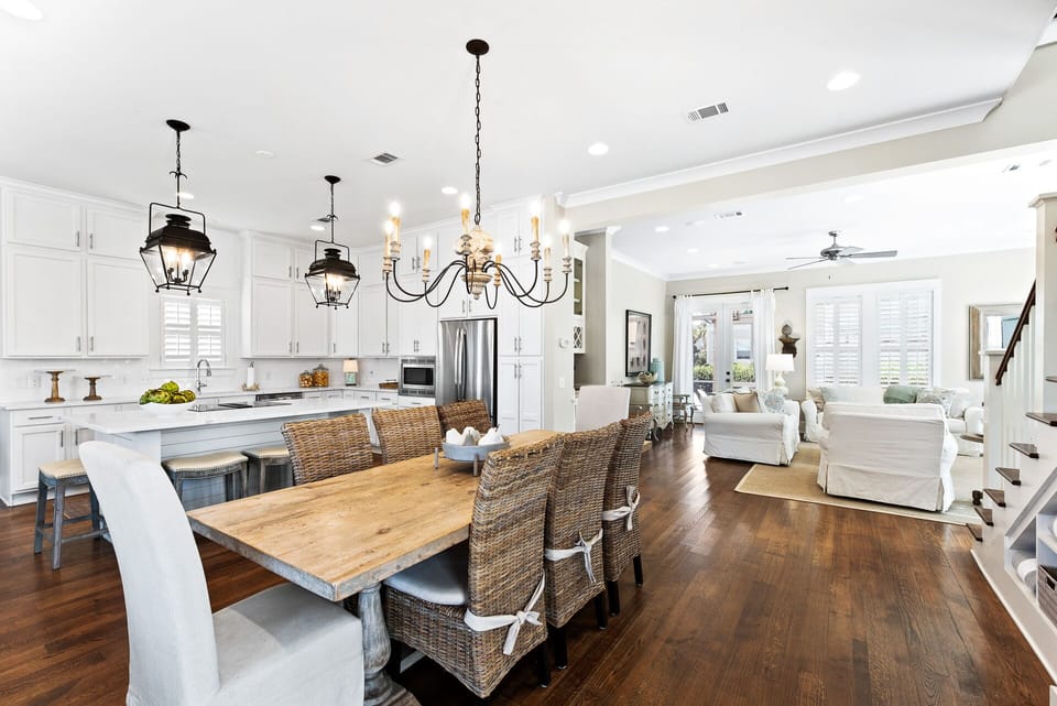 Plenty of dining space!
