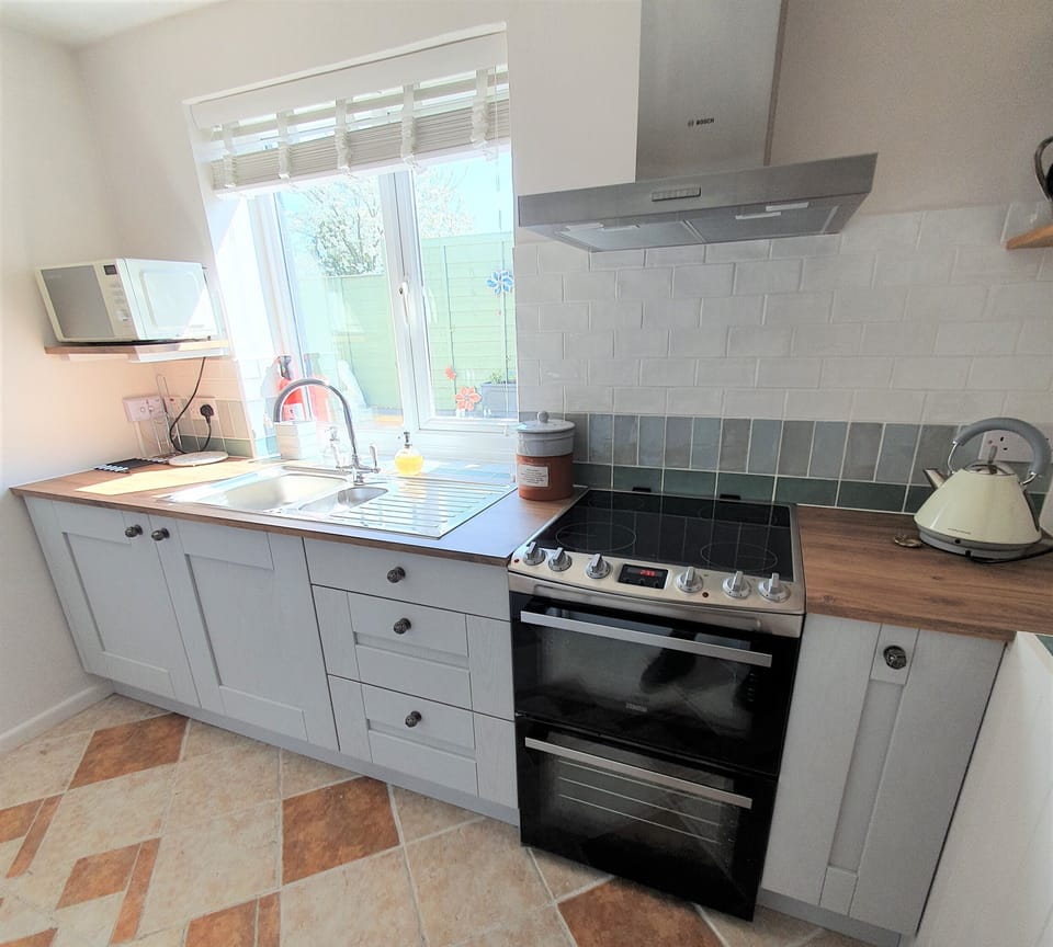 Separate, well-equipped kitchen