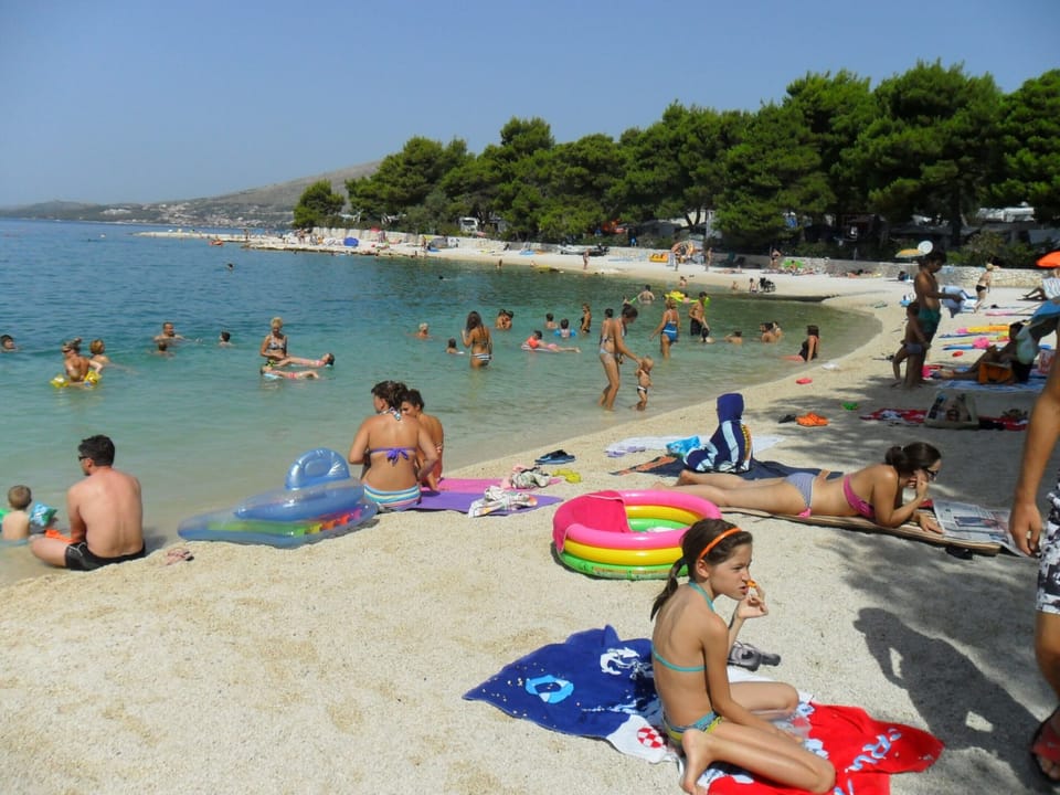 Beach, 1 min walking from the apartment