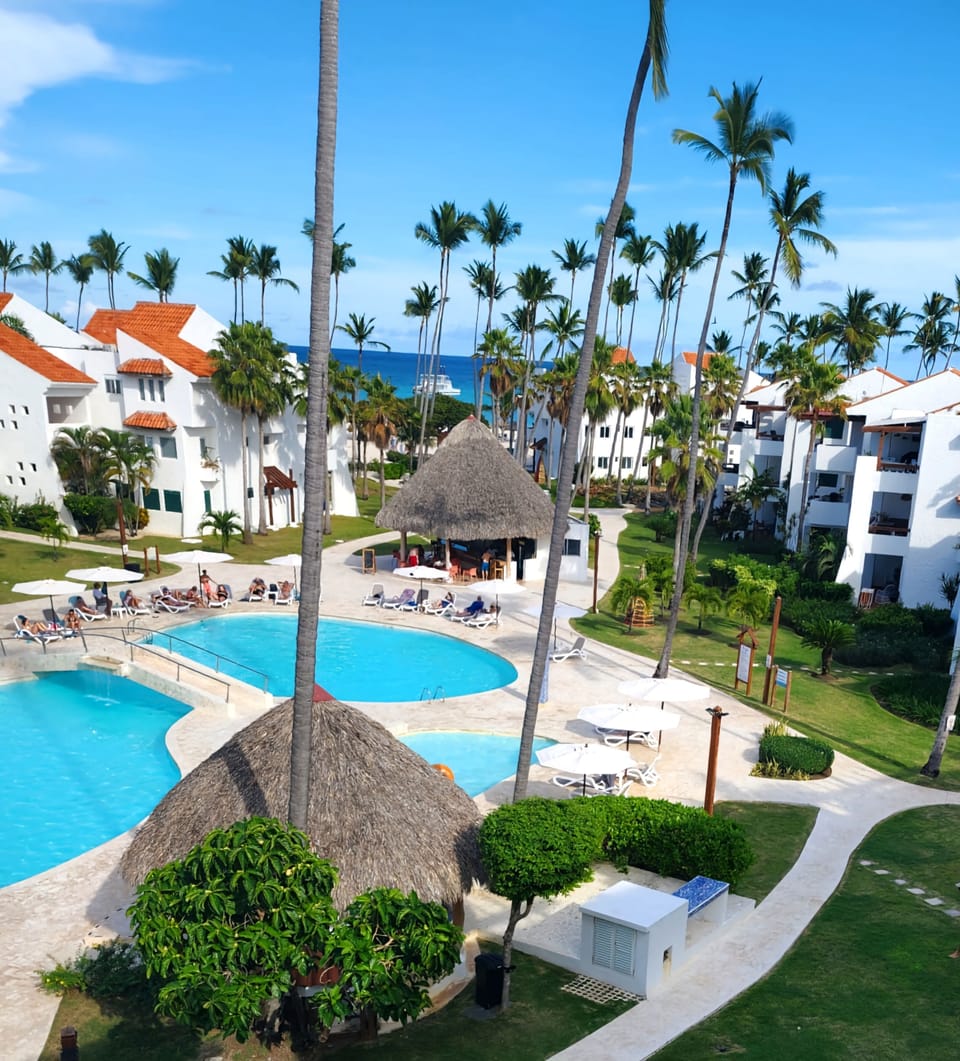Beautiful lagoon style pool with a kiddie pool as well! 