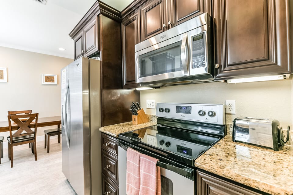 1125 Kitchen