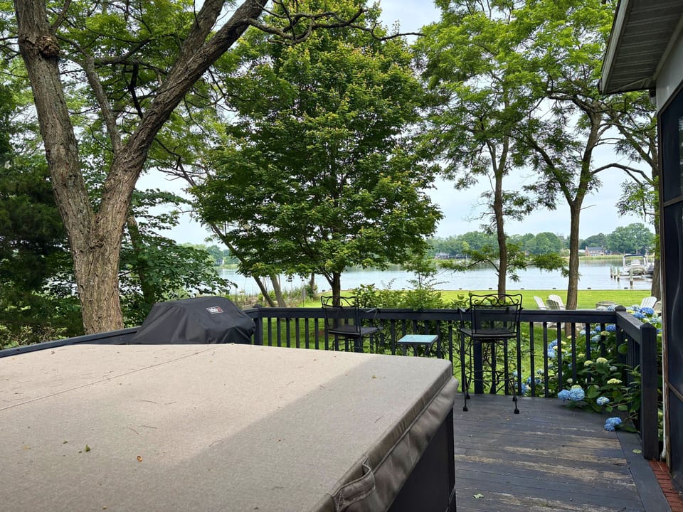 New hot tub on deck - use in autumn and winter mostly. Propane grill new in 2024