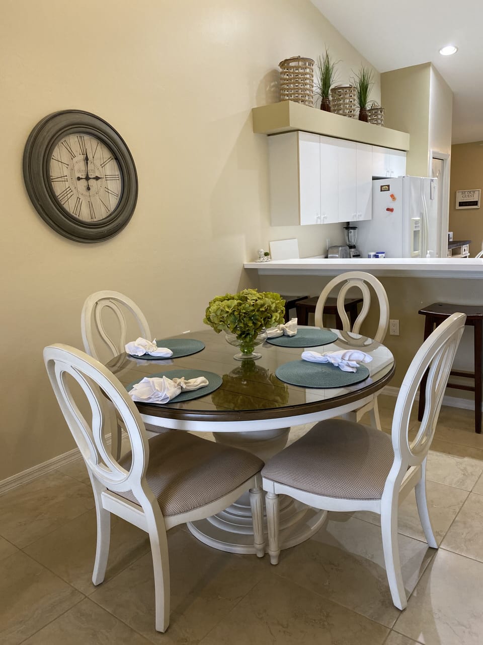 Our round table can comfortable accommodate 6.