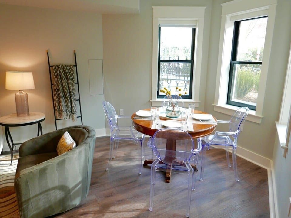 Dining Seating for 4 