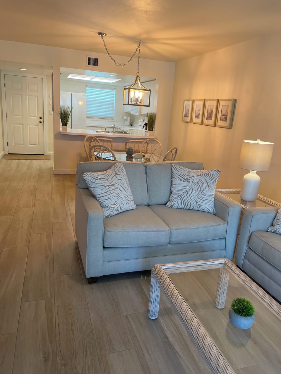 LIVING ROOM - DINETTE - KITCHEN