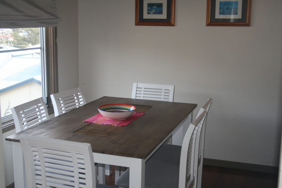 Kitchen table for 6