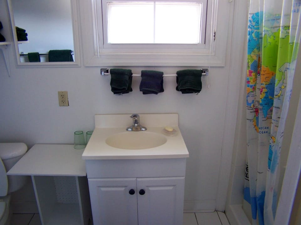 Bathroom (1)