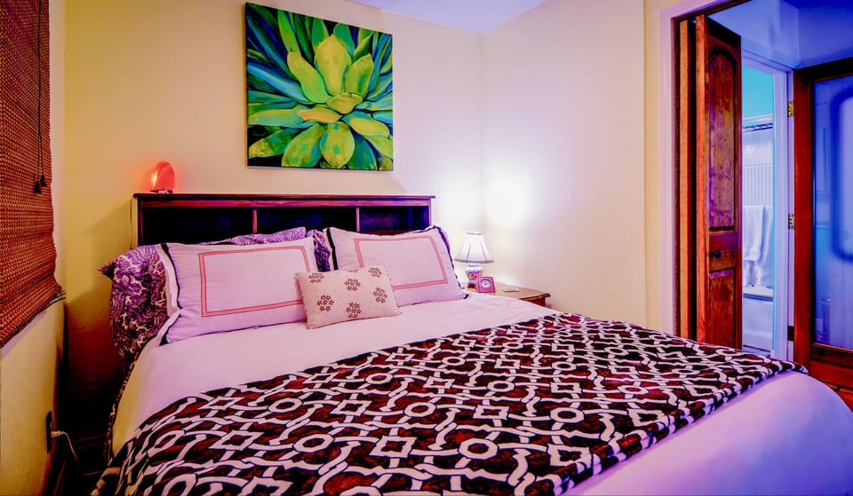 Bedroom: Queen-Size Bed, Memory Foam Mattress, High Thread Count Linens