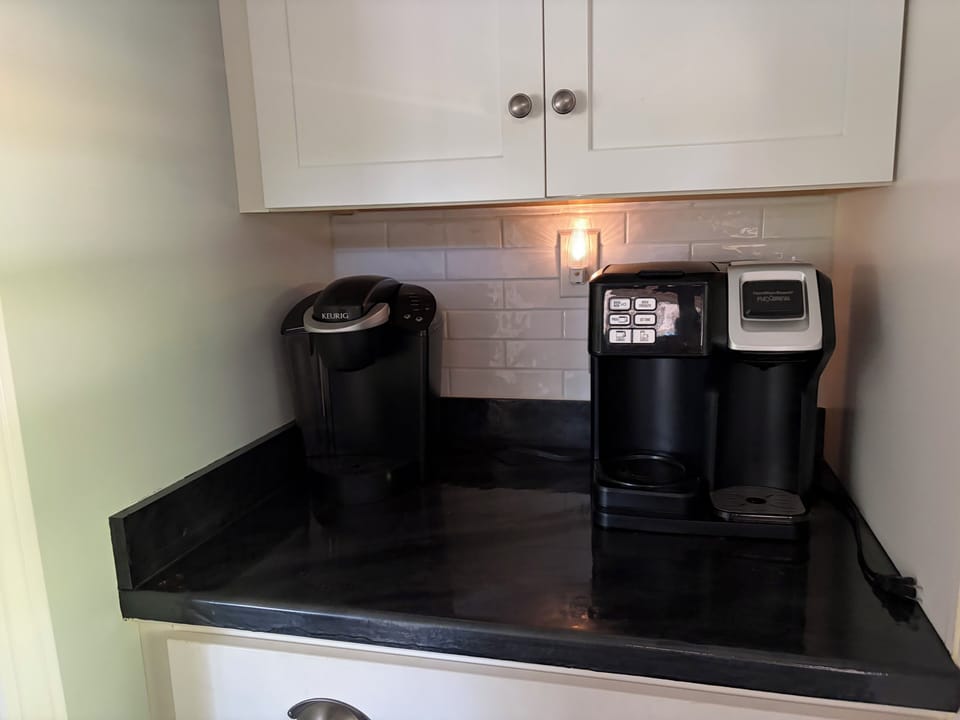 kitchen entrance/coffee counter